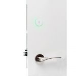 NewEssence_Front_GreenLight_Door